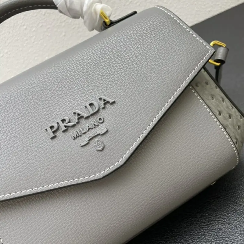 prada aaa qualite mini sac a main pour femme s_123b7a53